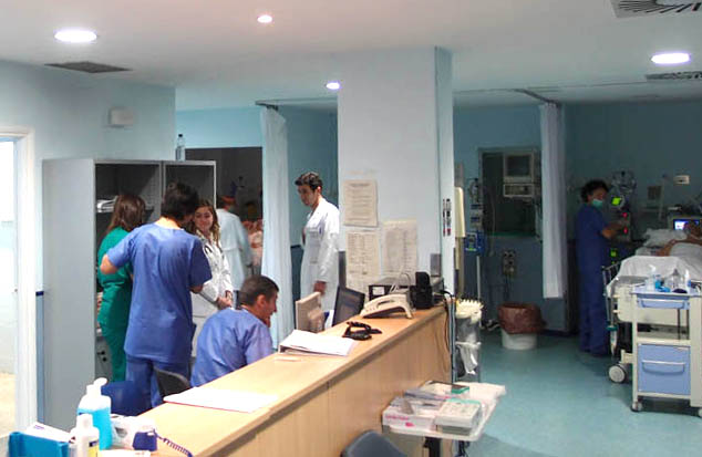 Unidad de Cuidados Críticos y Urgencias