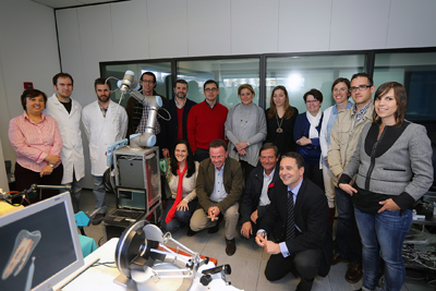 Algunos de los profesionales que participan en el diseño del robot