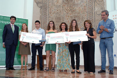 Autoridades y alumnos premiados