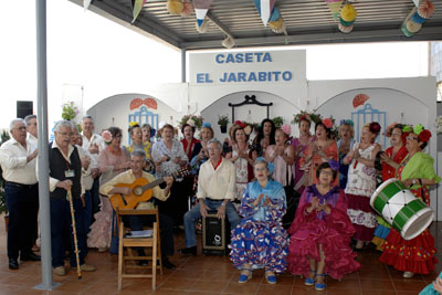 Actuación en la caseta del coro de la asociacion de mayores del hospital