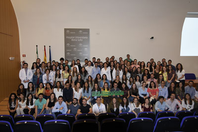 Foto de familia de los residentes que se acaban de incorporar