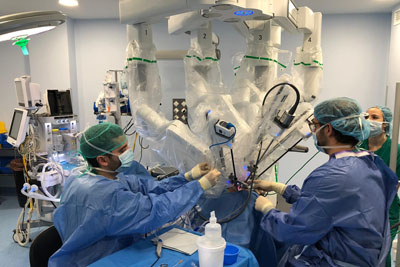 Los especialistas del hospital Francisco Muñooz y Leonardo Rodríguez han desarrollado formación previa teórica y práctica