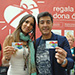 India Martínez y Juan Valderrama tras recibir el carné.