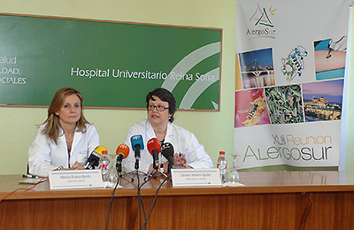 Marina Álvarez y Carmen Moreno en la presentación de Alergosur