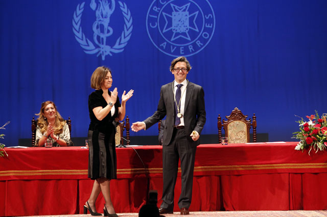 Juan de la haba recoge el premio Averroes de Oro Ciudad de Córdoba