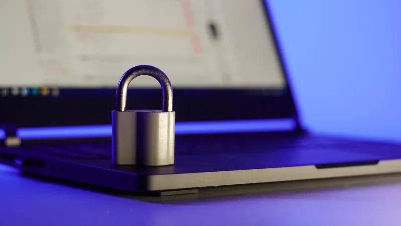 Protección de datos personales desde el puesto de trabajo
