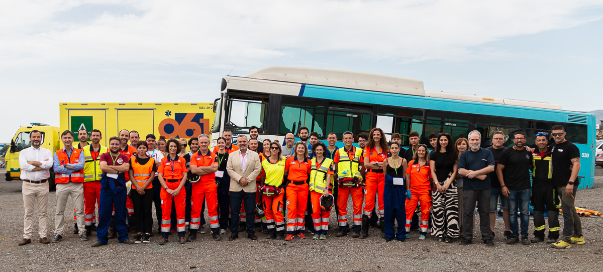 Imagen de grupo participantes simulacro en Málaga de iprocuresecurity