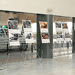 Exposición de Médicos Sin Fronteras en el hospital.