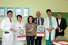 María Isabel Baena, en el centro, junto a responsables sanitarios y de Alcer en el Día Mundial del Riñón